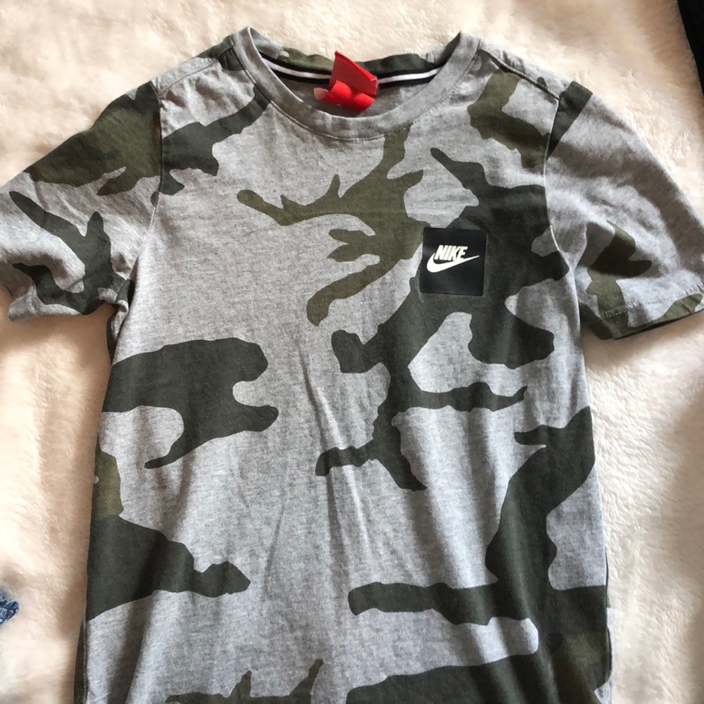 Nike T-shirt sz M